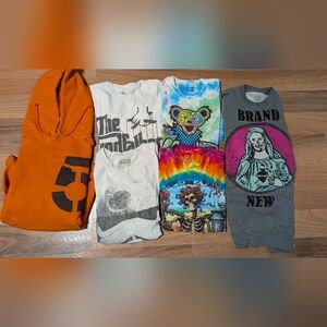 Huge lot of women's clothes